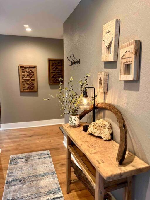 Villa Near Yosemite, A Tranquil Getaway With Creek Frontage