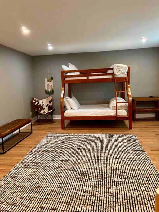 Villa Near Yosemite, A Tranquil Getaway With Creek Frontage *