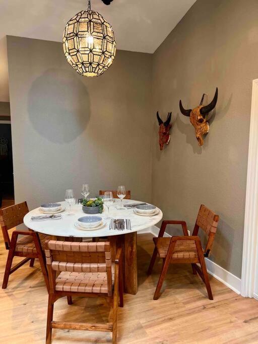 Villa Near Yosemite, A Tranquil Getaway With Creek Frontage