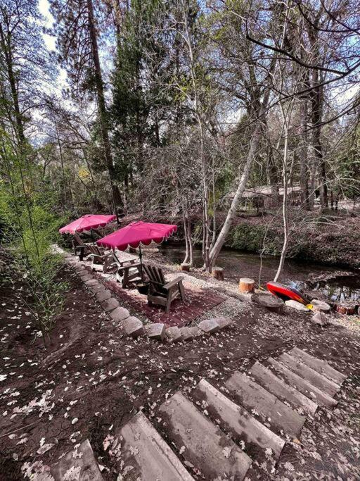 Near Yosemite, A Tranquil Getaway With Creek Frontage Villa *